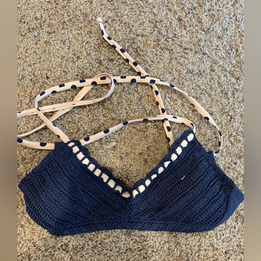 Bikini top